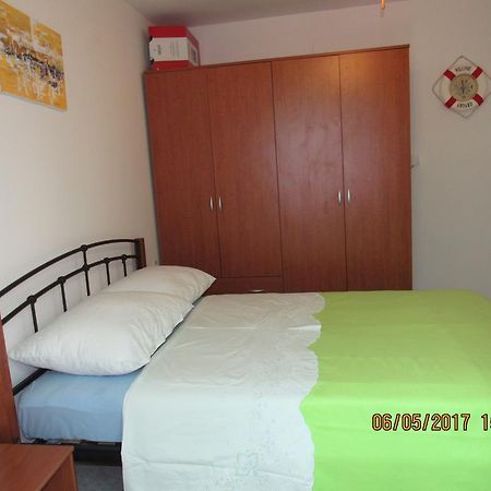 Guest House Vanessa Supetar Dış mekan fotoğraf