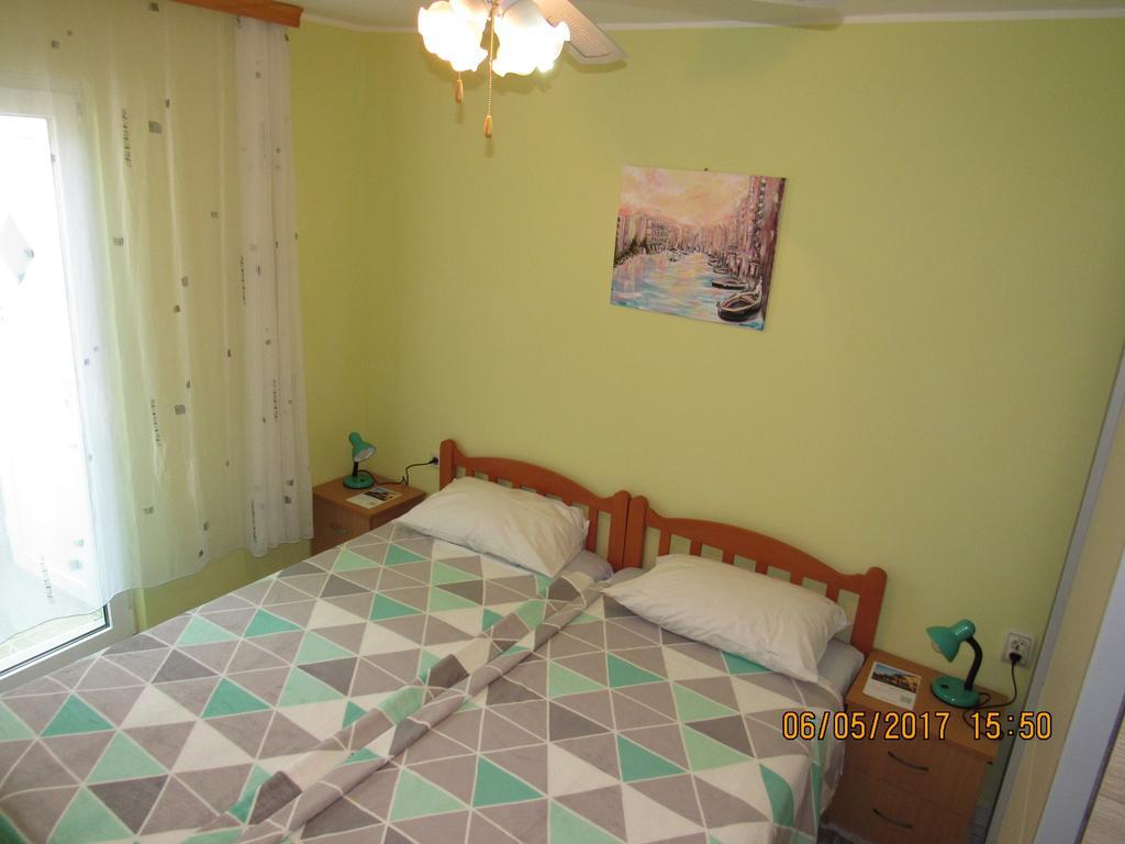 Guest House Vanessa Supetar Dış mekan fotoğraf