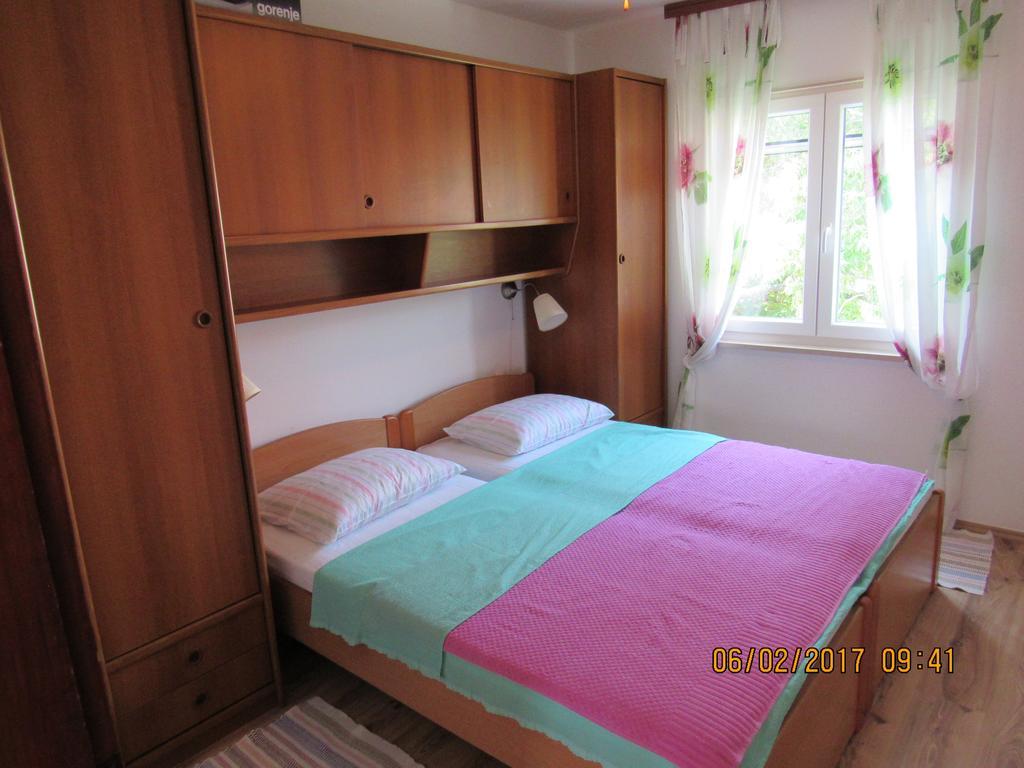 Guest House Vanessa Supetar Dış mekan fotoğraf