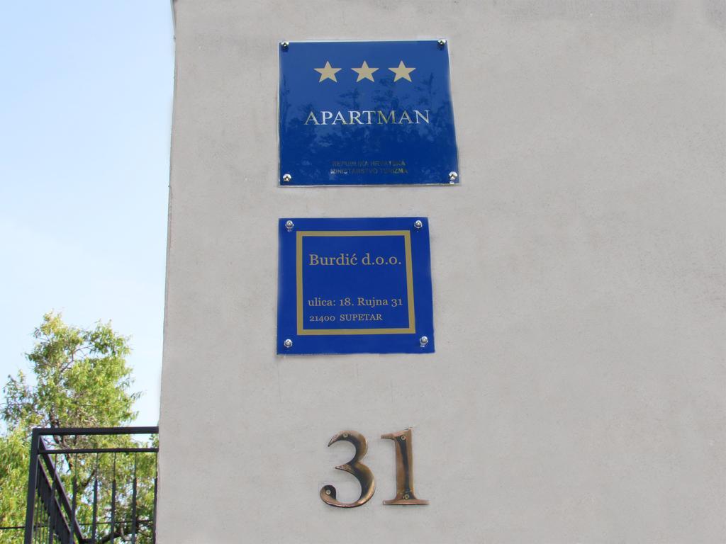 Guest House Vanessa Supetar Dış mekan fotoğraf